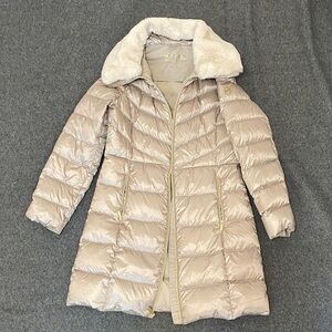 Michael Kors Light Beige Quilted Puffer Coat with Faux Fur Collar